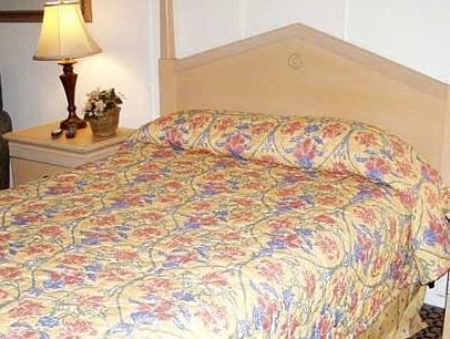 Stockton Travelers Motel Экстерьер фото